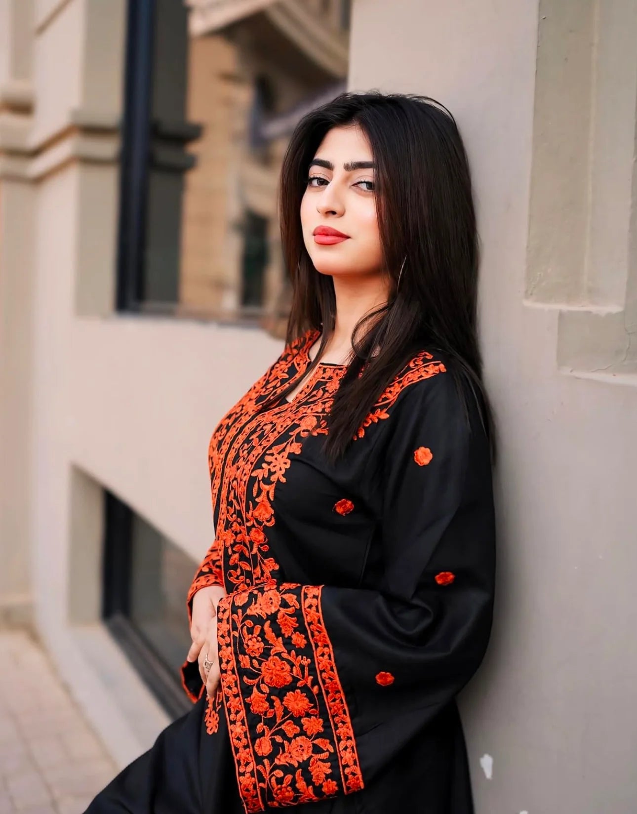 Alyana - Embroidered 2pc Suit