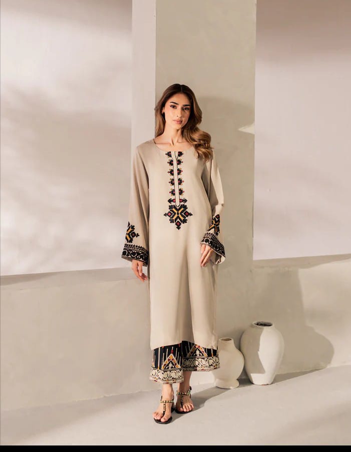 Mashal - 2Pc Embroidred Suit - Premium Winter Fabric