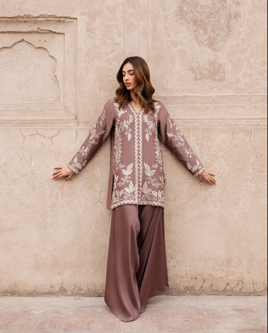 Malika -2pc Embroidred Suit