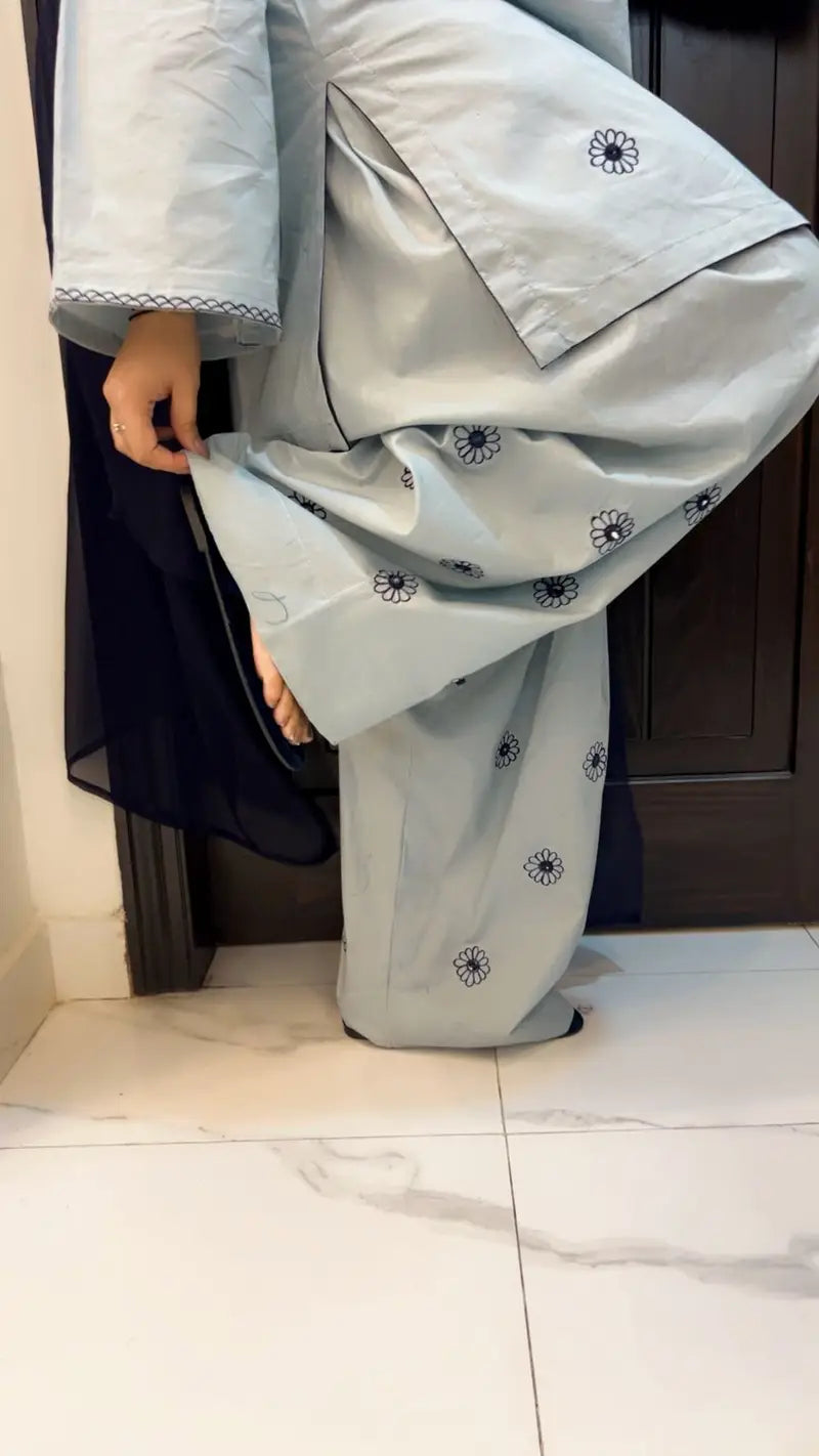 Zubia - 2pc Suit -Shalwar and Shirt