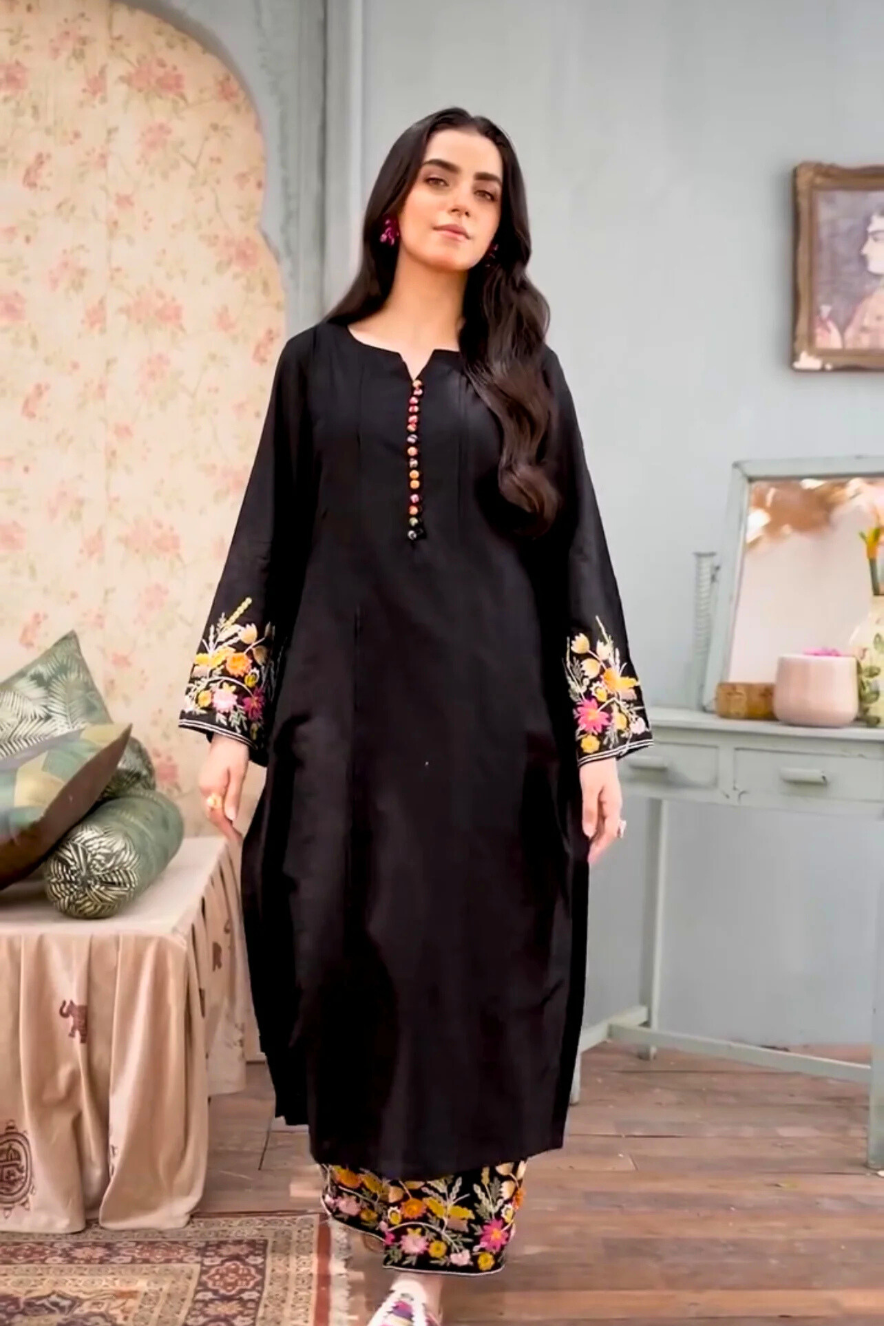 Black Elegance - Embroidered Long Shirt 2pc