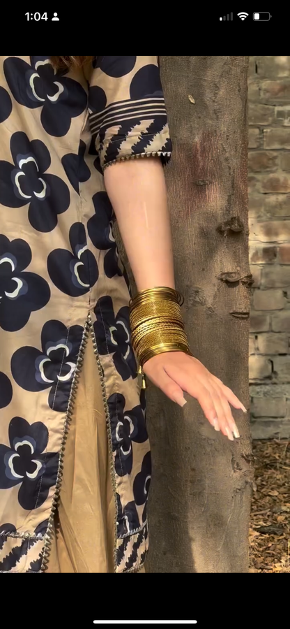 Mehwish -3Pc Printed Suit with Shalwar -Premium Fabric