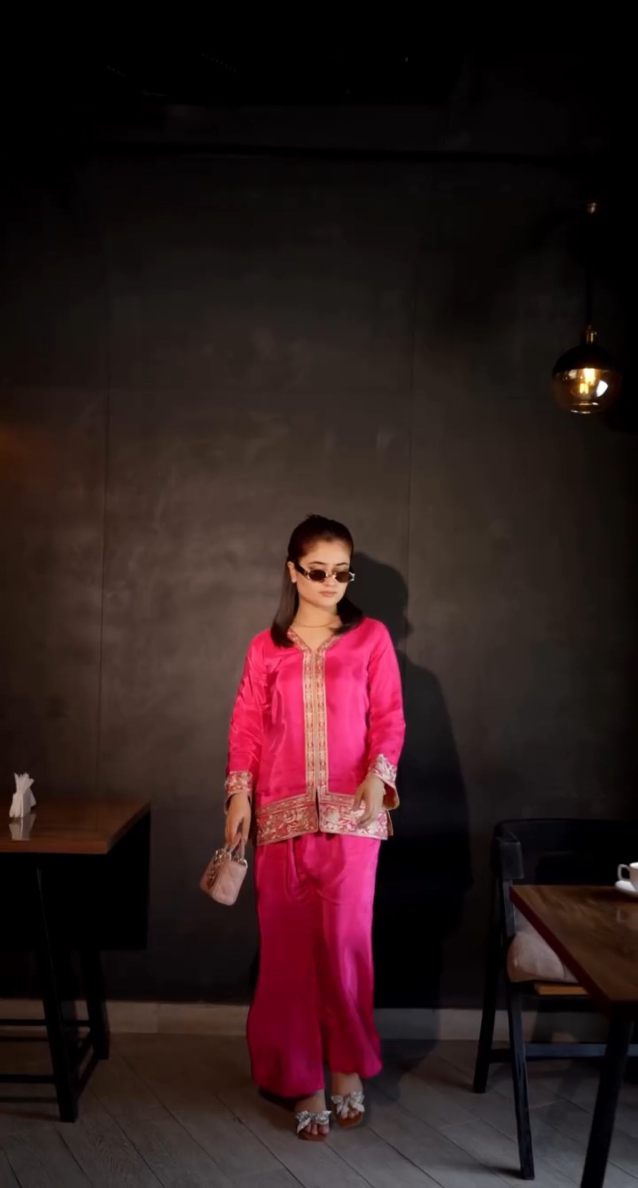 Aroob -Lawn 2pc Embroidred Suit