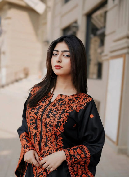 Alyana - Embroidered 2pc Suit